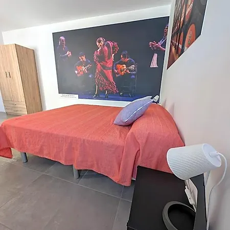 A Jerez מלון דירות 3*